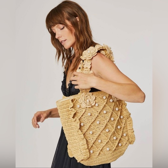 BTS Los Angeles Large tan straw tote with pearls. 🫶🏼 - Picture 3 of 9